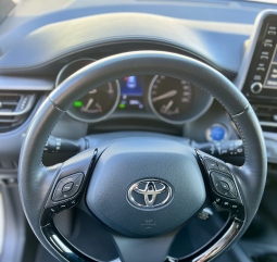 TOYOTA C-HR 1.8 HYBRID 125H