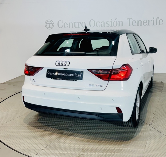 AUDI A1 SPORTBACK 25 TSFI S-TRONIC