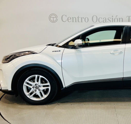 TOYOTA C-HR 1.8 HYBRID 125H