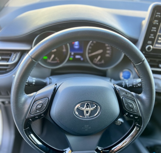 TOYOTA C-HR 1.8 HYBRID 125H