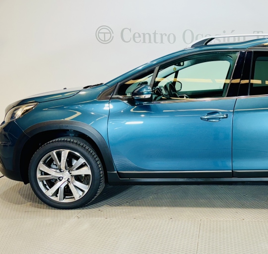 PEUGEOT 2008 1.2 PURETECH 130cv ALLURE